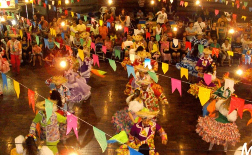 Festa Junina: Tudo Sobre a Mais Alegre Tradição do Ano! 1 bandeirinhas de festa junina